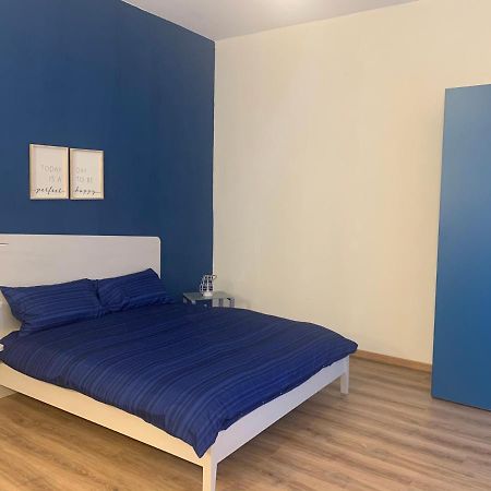 Appartement Iris 128: Il Terrazzino Sul Giardino à Turin Extérieur photo