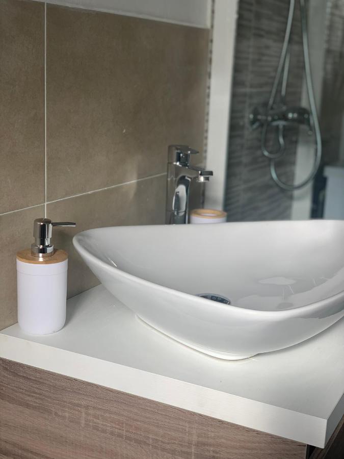 Appartement Iris 128: Il Terrazzino Sul Giardino à Turin Extérieur photo